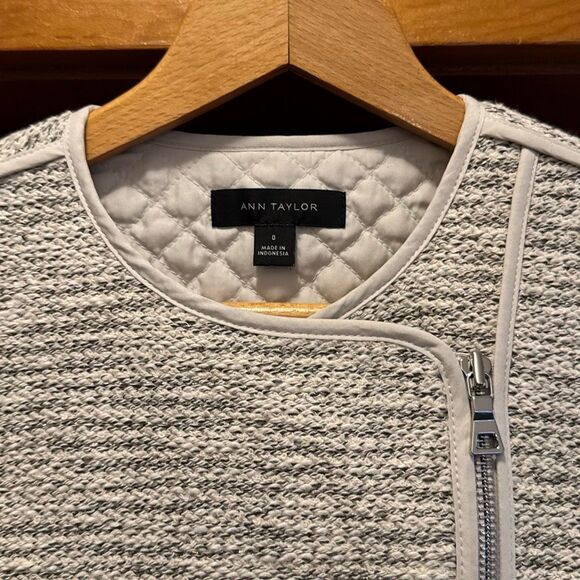 Ann Taylor Zip Up Heathered White Black Blazer Jacket Women’s 0 - Picture 2 of 6